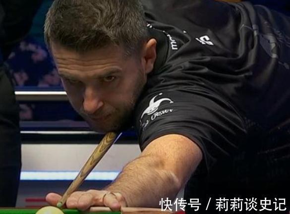 被聚光灯所 被聚光灯所