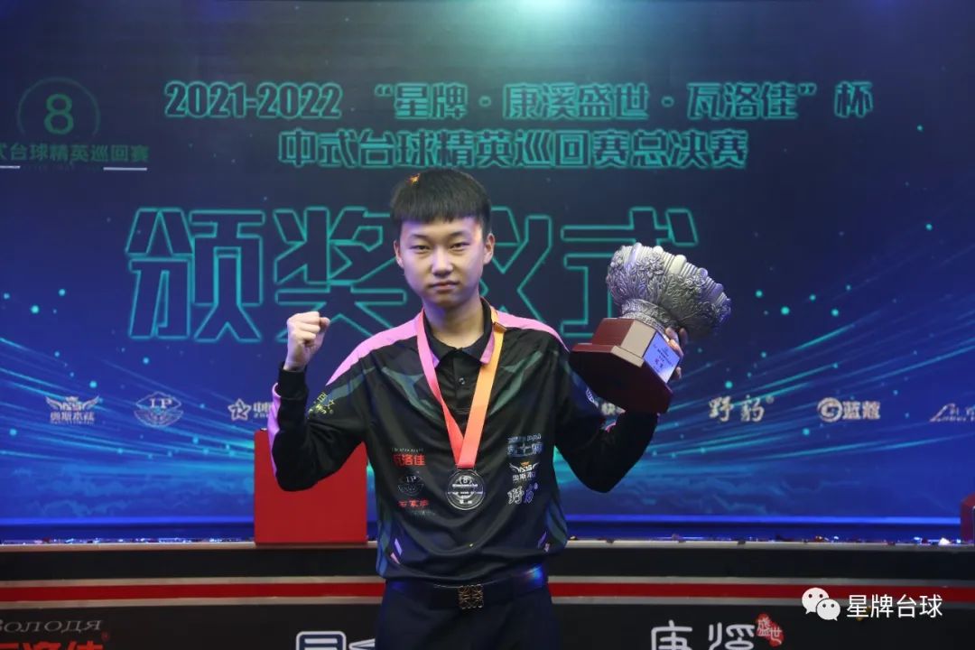 总价约为 总价约为